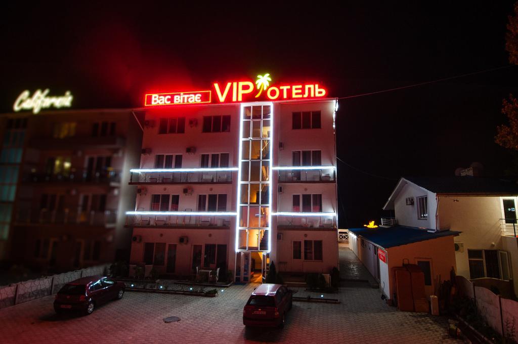 VIP Hotel Kobleve Buitenkant foto