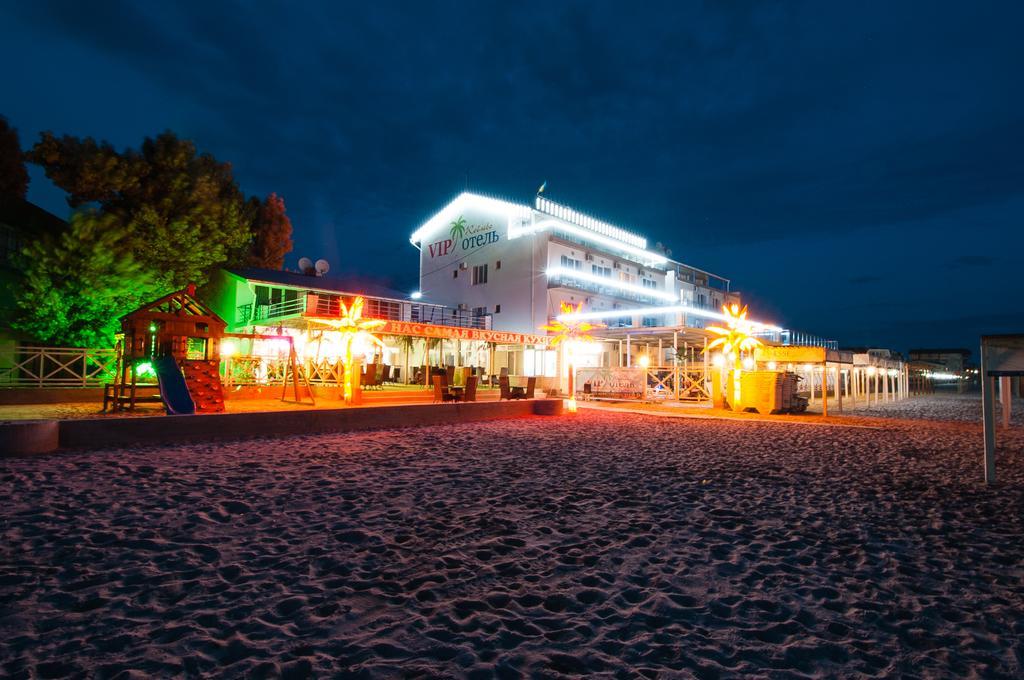 VIP Hotel Kobleve Buitenkant foto